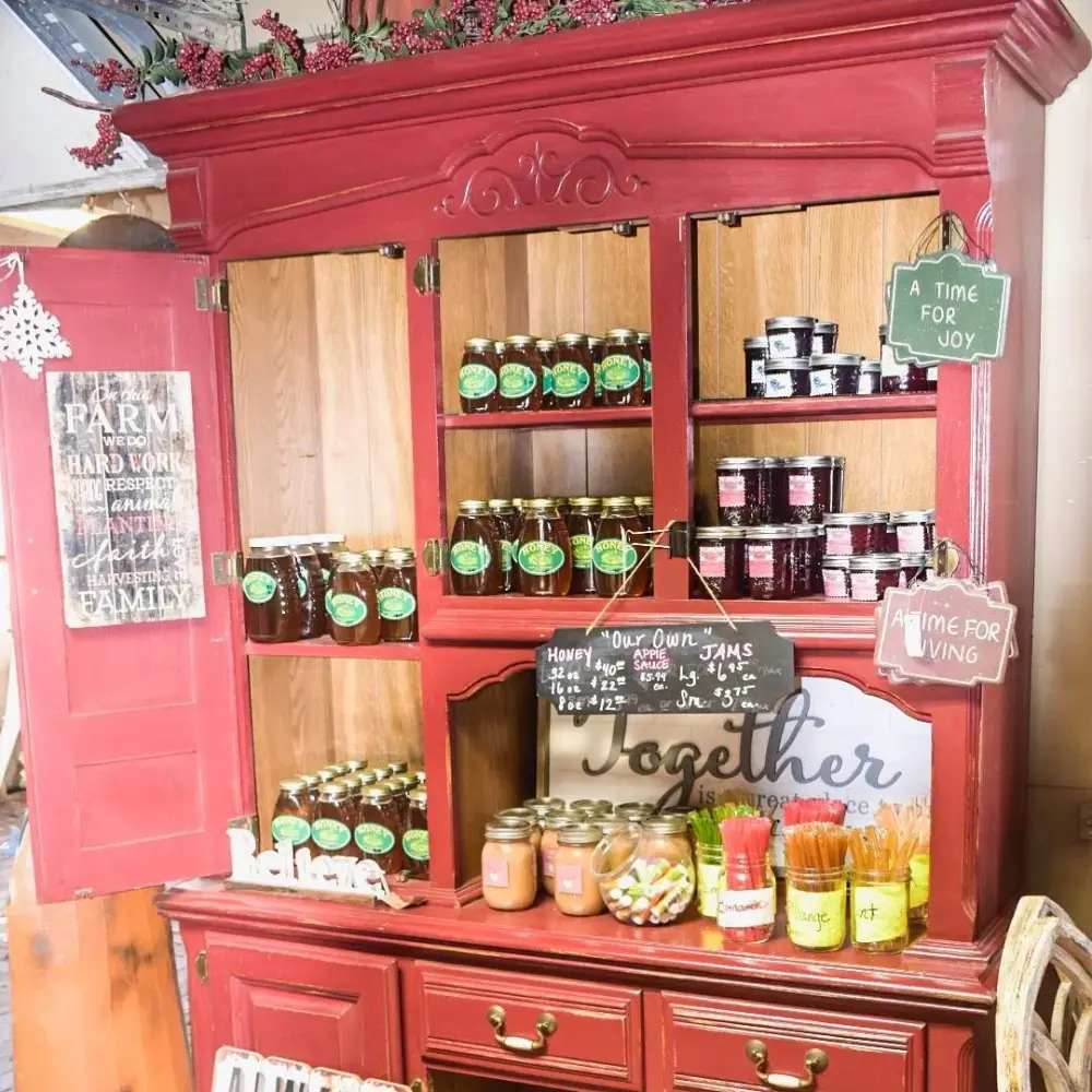 Farm stand at Fink's Country Farm